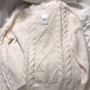 NWT cable knit chenille cream sweater